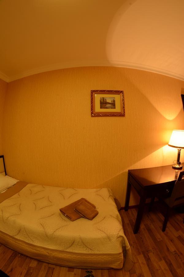 Bahoriston Hotel Guliston Εξωτερικό φωτογραφία